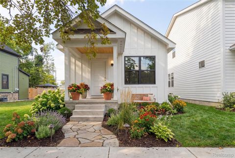 8748 Agnes Street Detroit City MI 48214