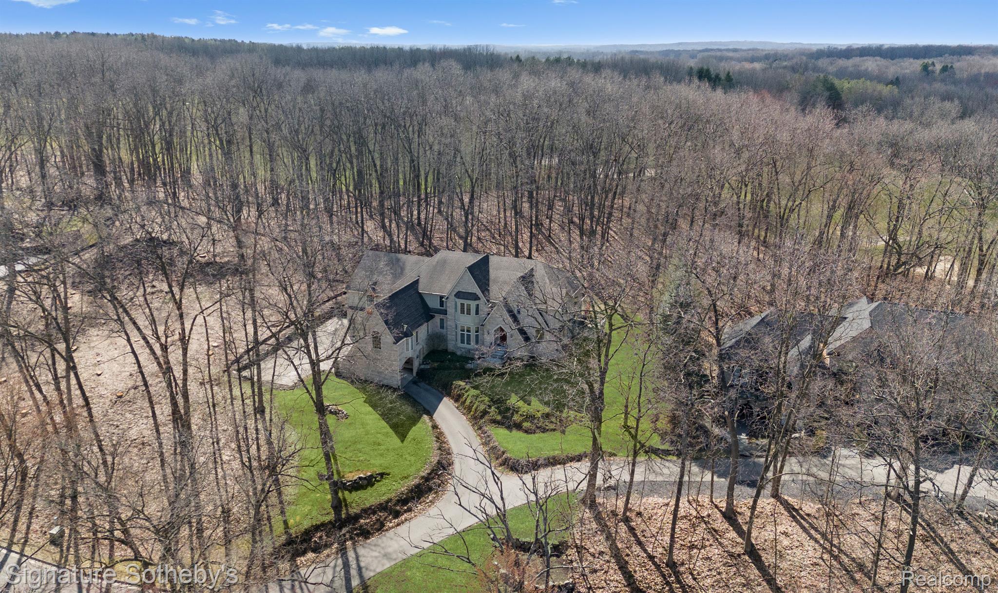 6705 COLLEGE Park
