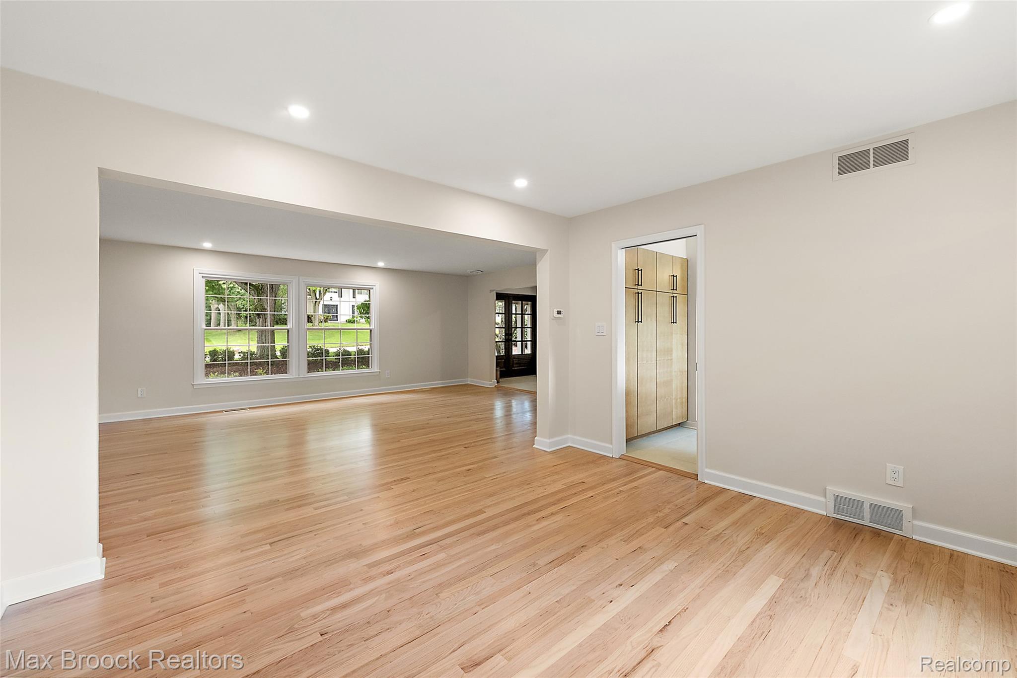 4525 Valleyview Drive