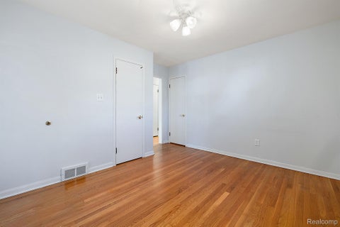 Tiny photo for 1581 Cheltenham Road, Birmingham City, MI 48009 (MLS # 20261085094)