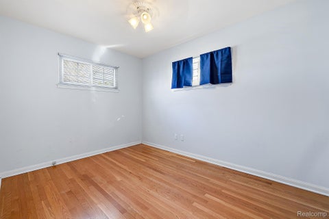 Tiny photo for 1581 Cheltenham Road, Birmingham City, MI 48009 (MLS # 20261085094)