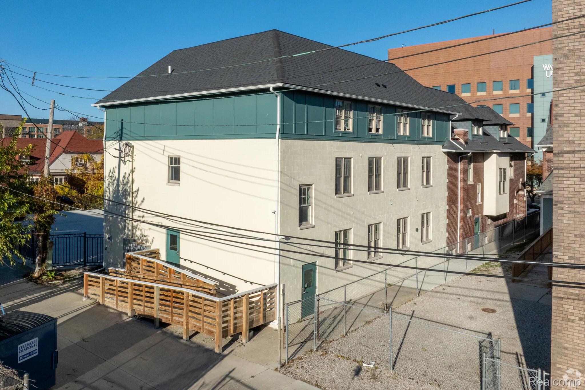 240 Mack Avenue