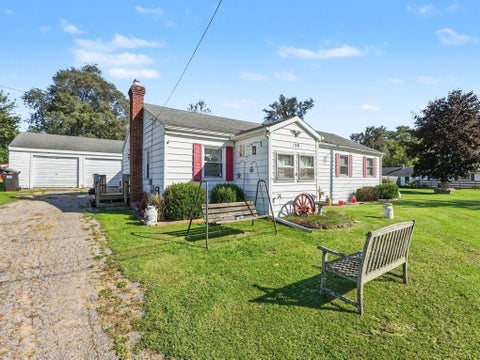 Photo of 139 N Wrenwood Avenue, Leoni Township, MI 49201 (MLS # 81026051309)