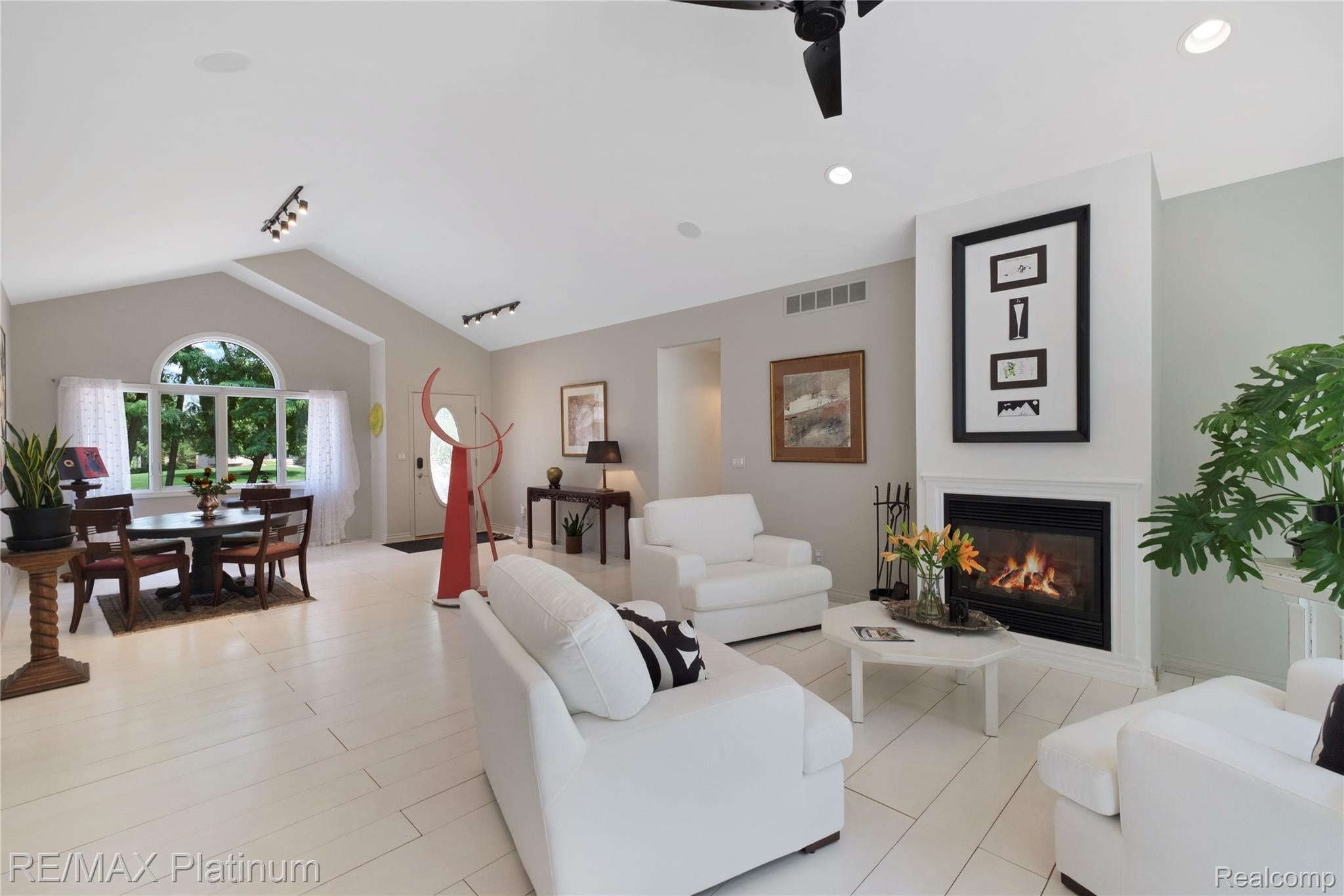 13268 Harborview Drive