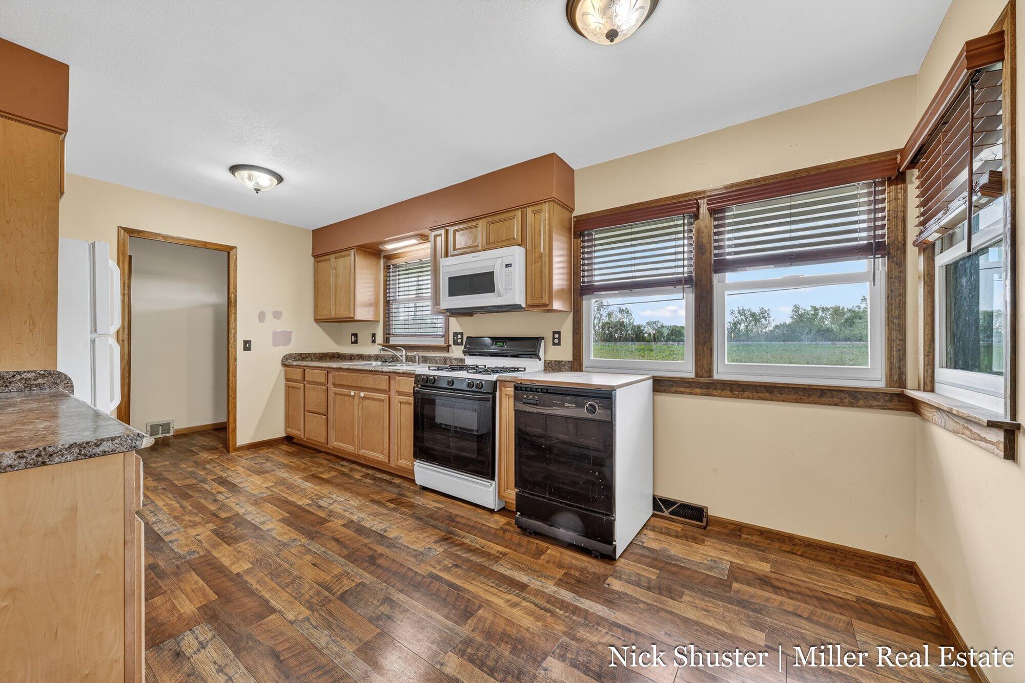 5375 Lansing Road