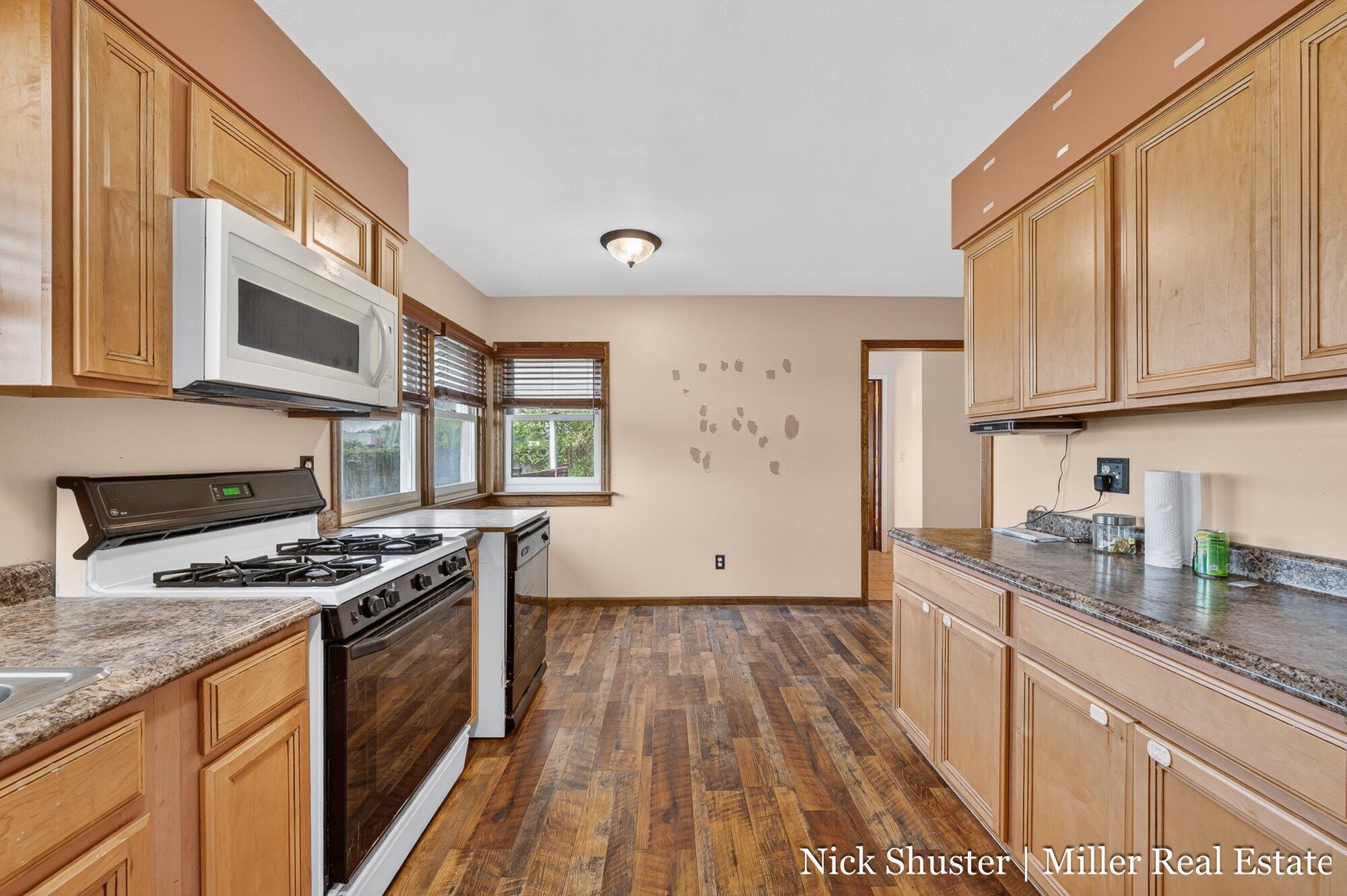 5375 Lansing Road