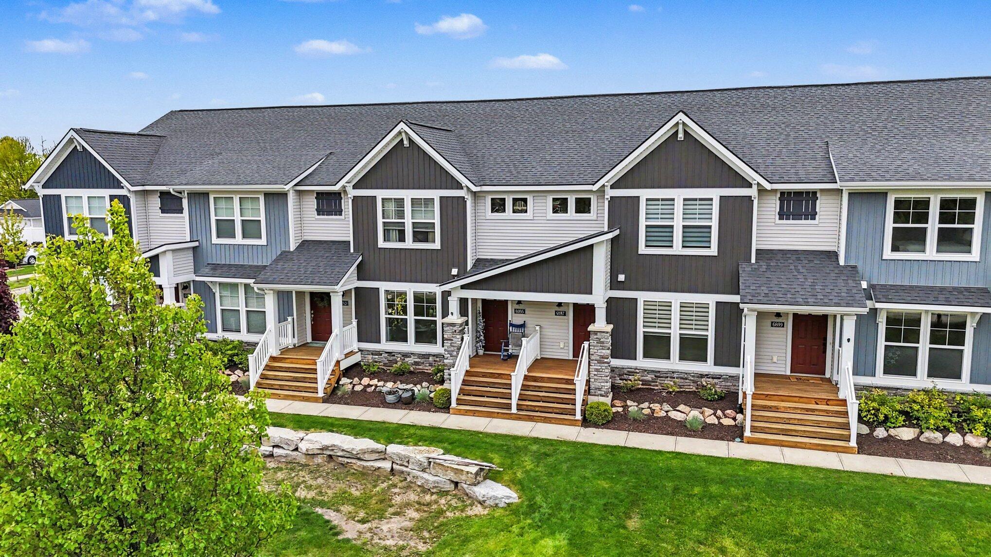 6897 Myers Lake Avenue NE