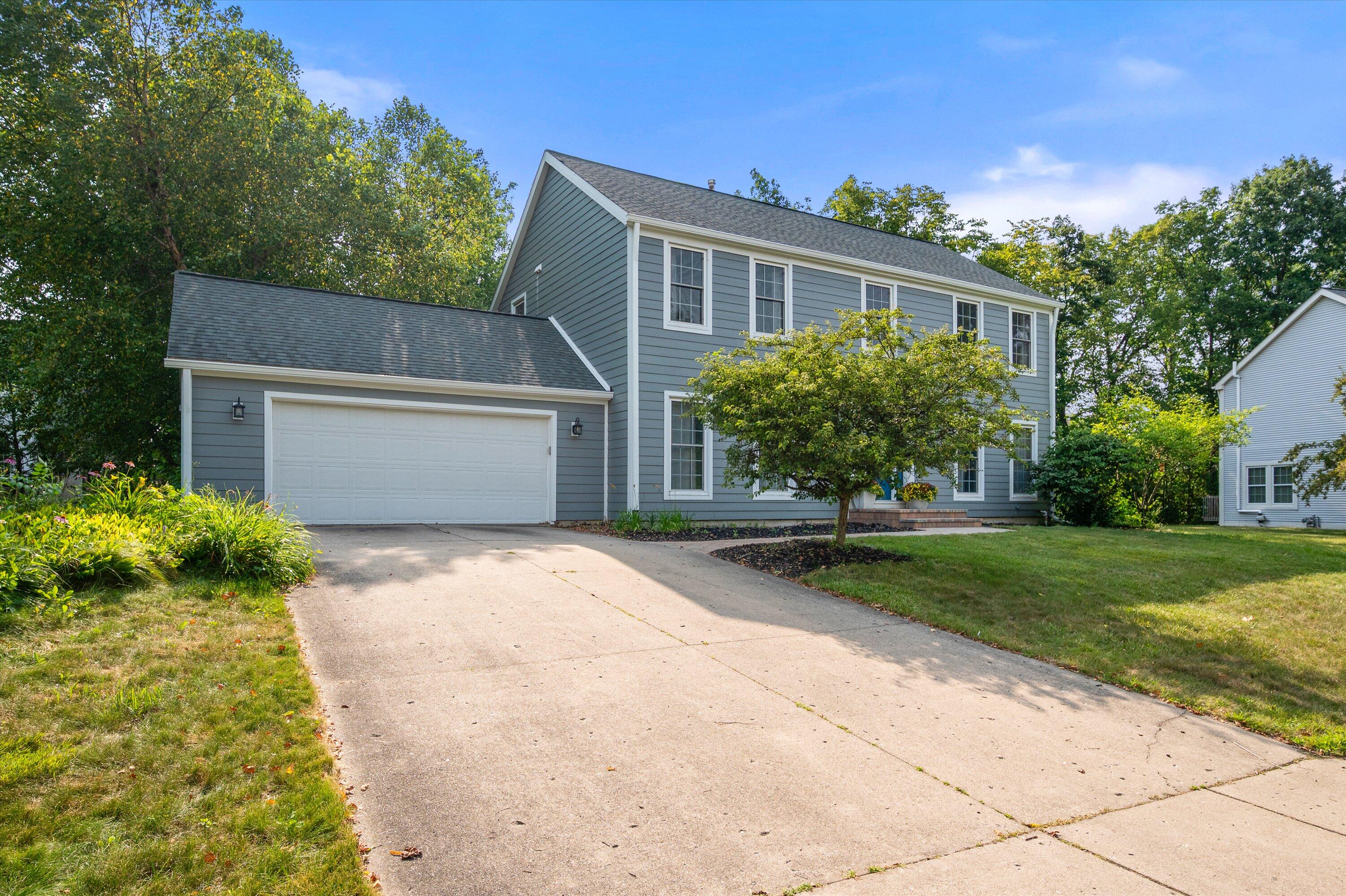 3572 Whispering Oaks Drive