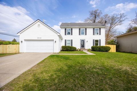 61448 Dean South Lyon City Oakland MI 48178