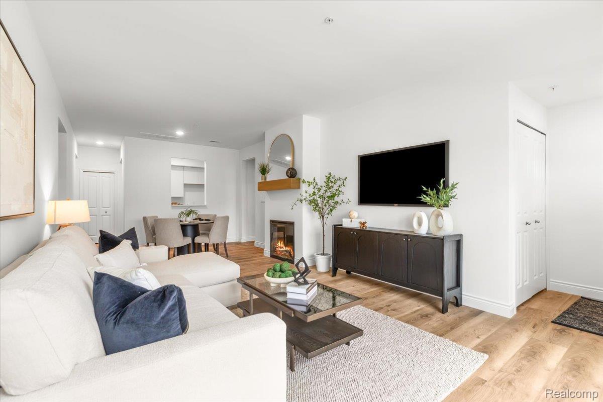 48498 Bridge Way 561