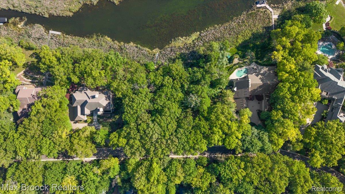 1729 Heron Ridge Drive