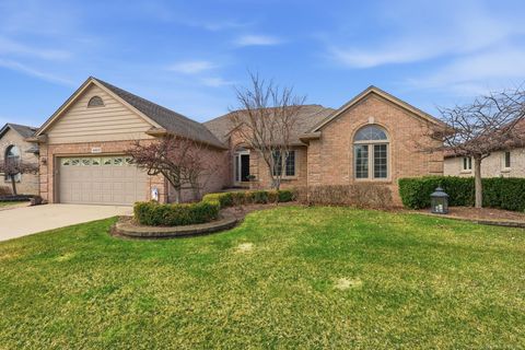 Photo of 49575 Willowood Drive, Macomb Township, MI 48044 (MLS # 58050203272)