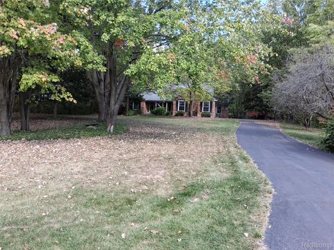 1744 Deanna Drive Hartland Township MI 48843