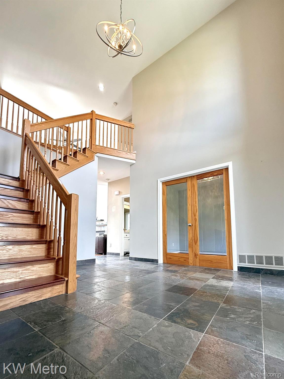 9025 HURON BLUFFS Drive