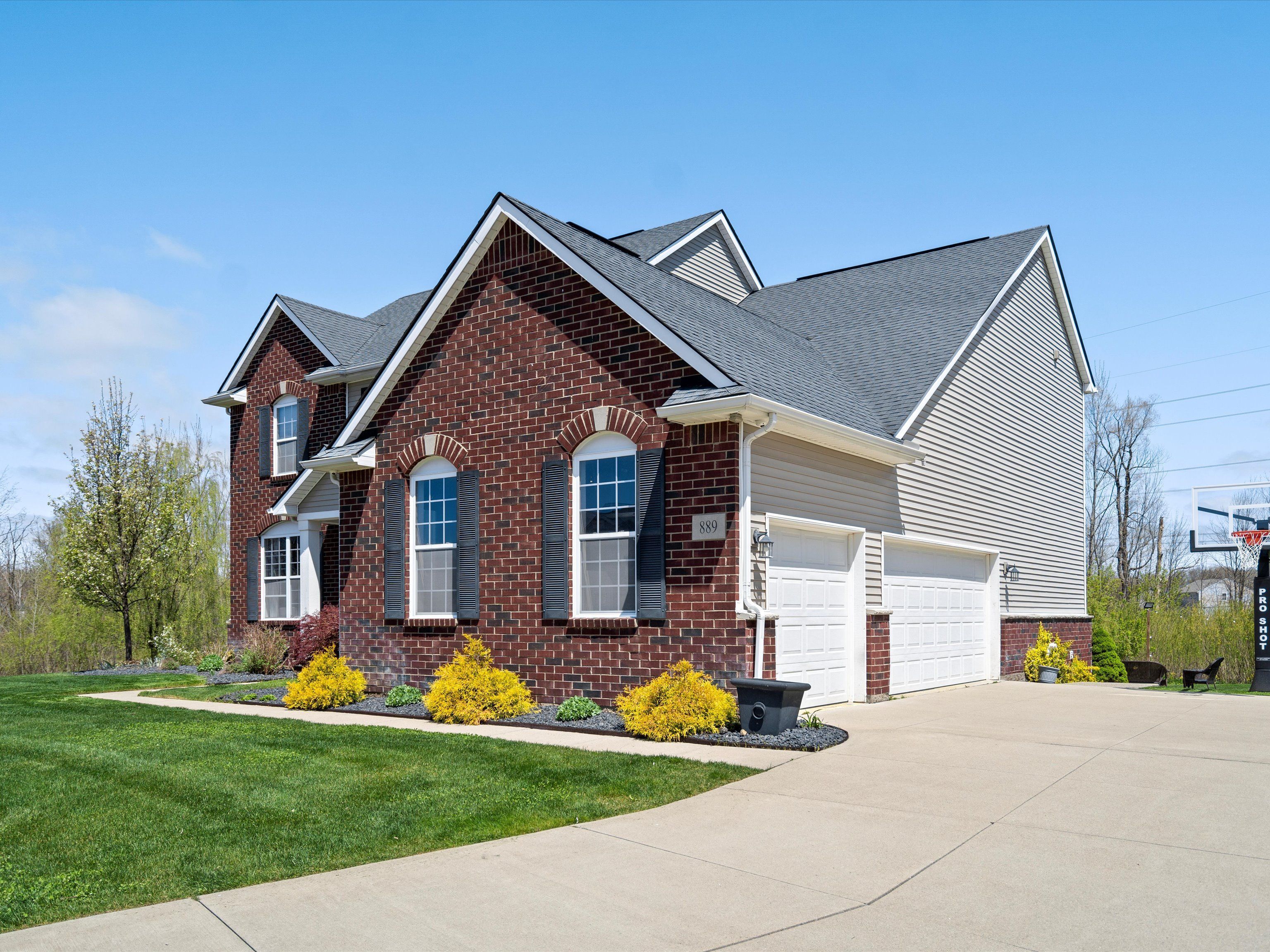 889 APPLETON