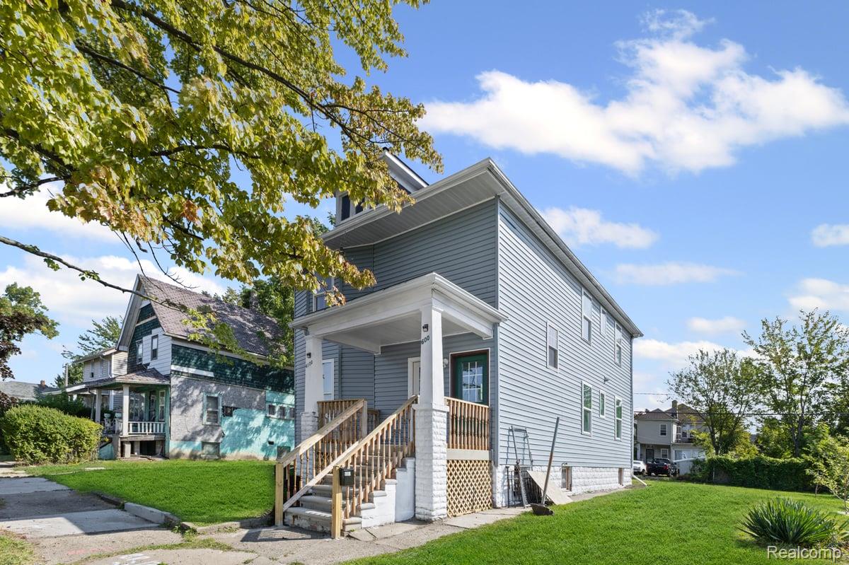 6100 Ironwood Street