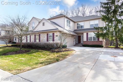 3585 Winding Brook Circle 89 Rochester Hills City MI 48309
