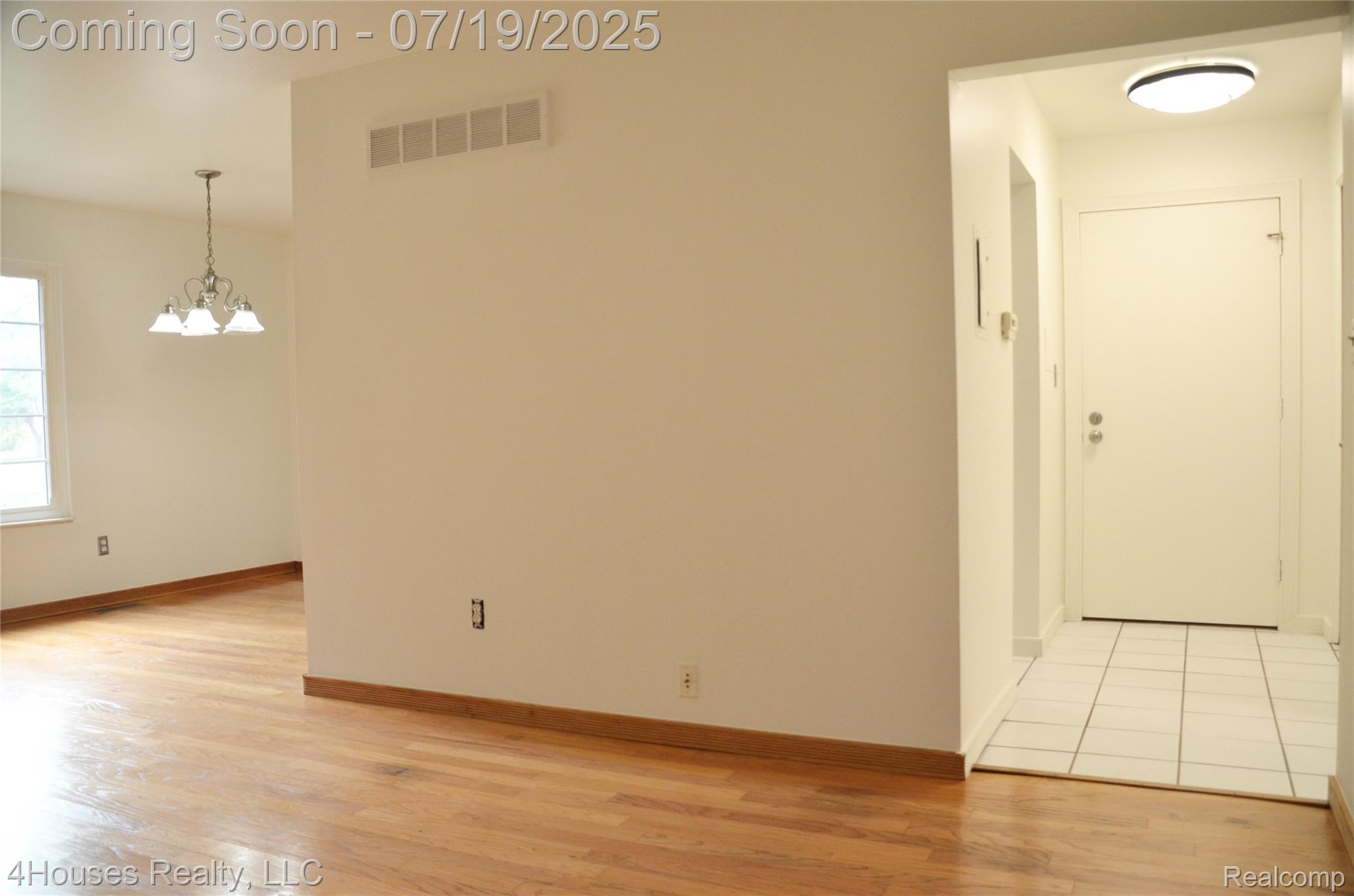 737 E Fox Hills Drive 180