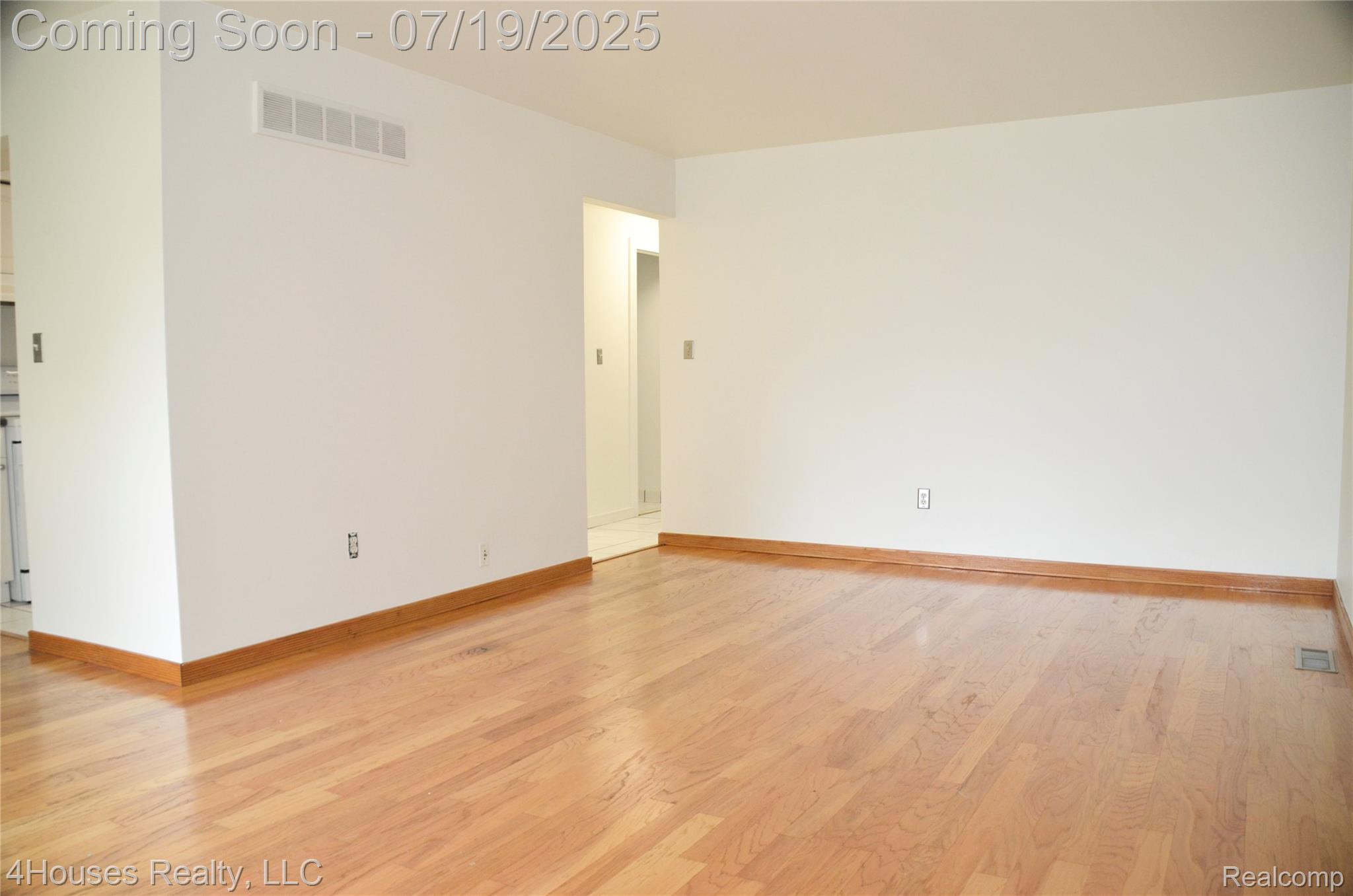 737 E Fox Hills Drive 180