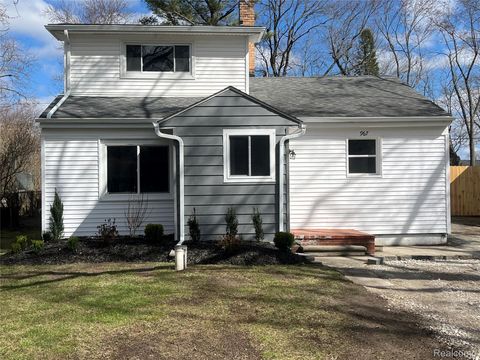 967 KEITH Street Oxford Charter Township MI 48371