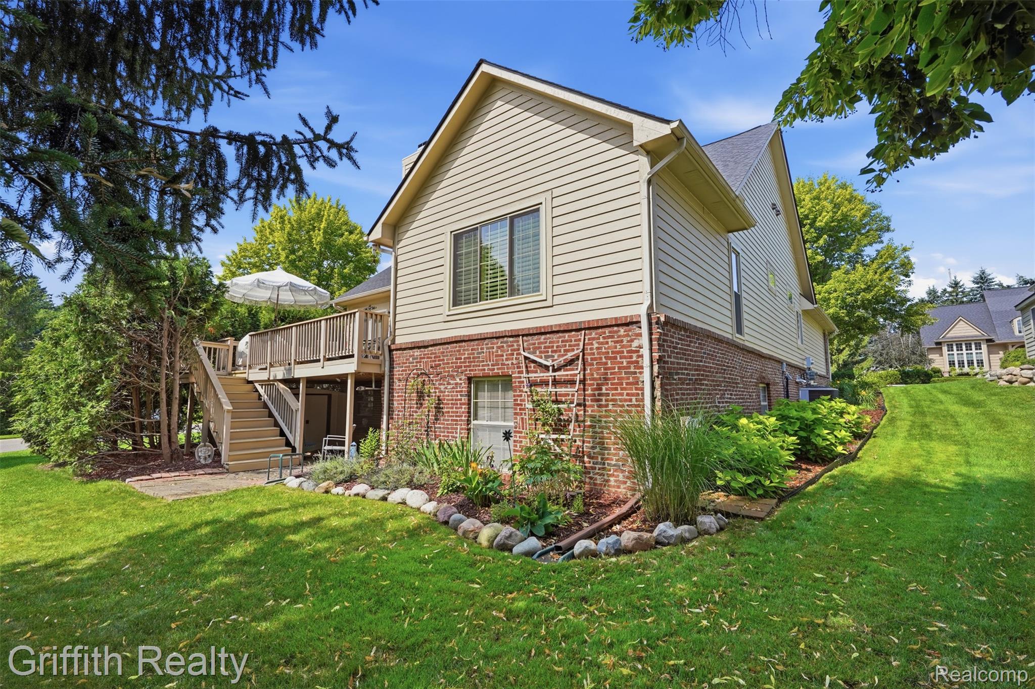4605 Villa France Drive