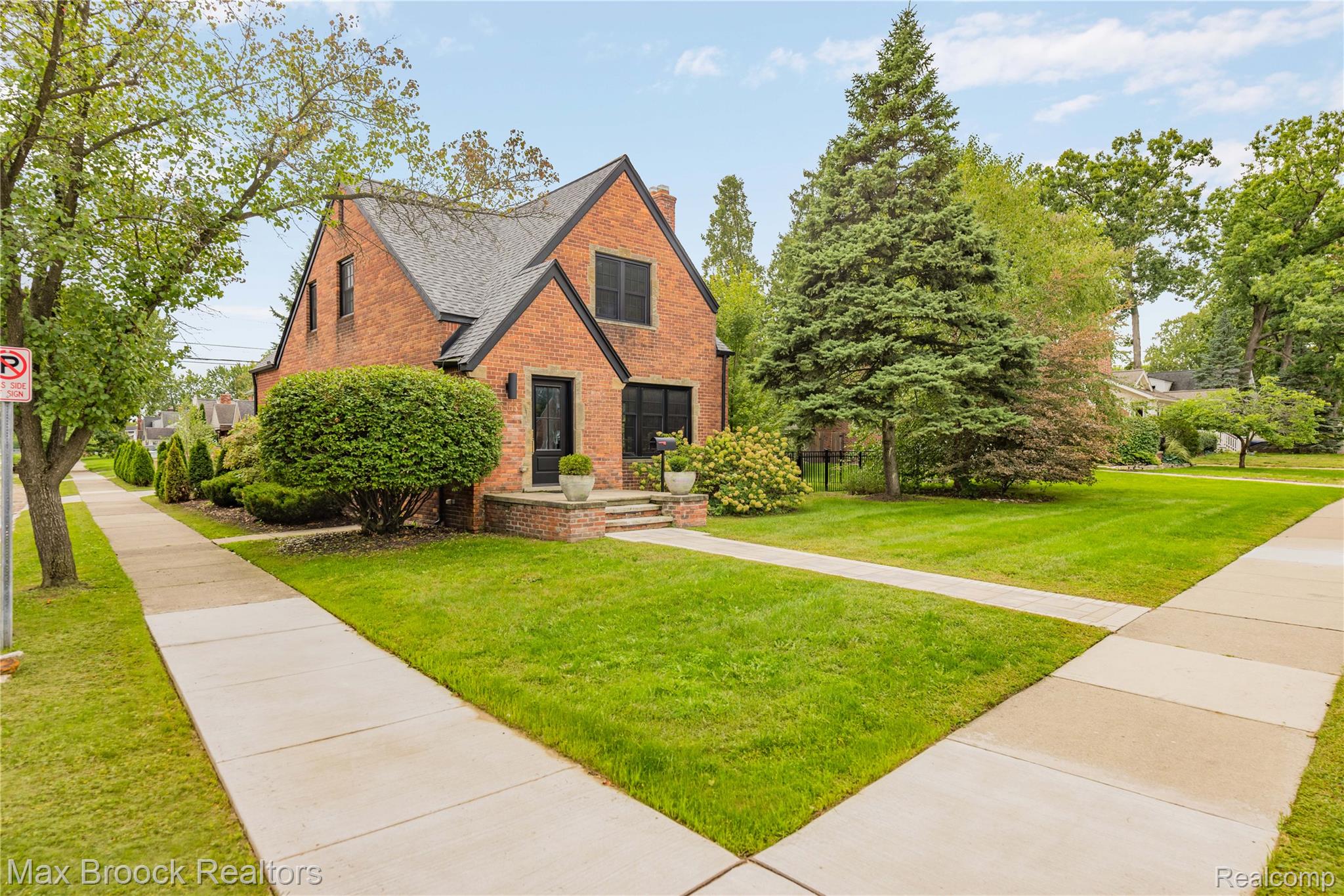 601 Catalpa Drive