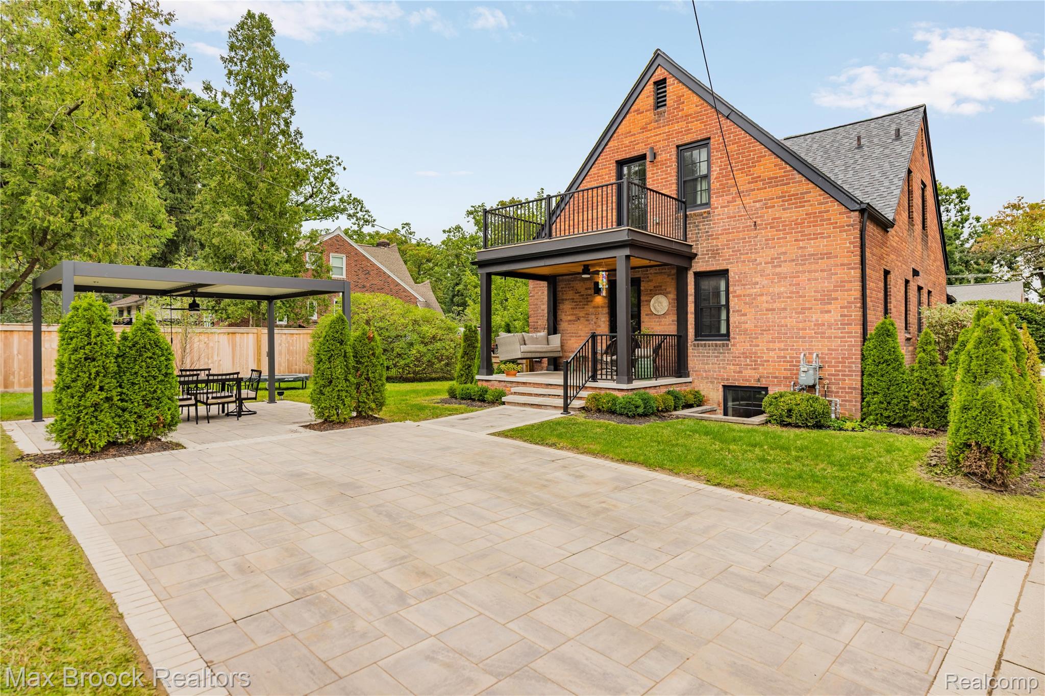 601 Catalpa Drive