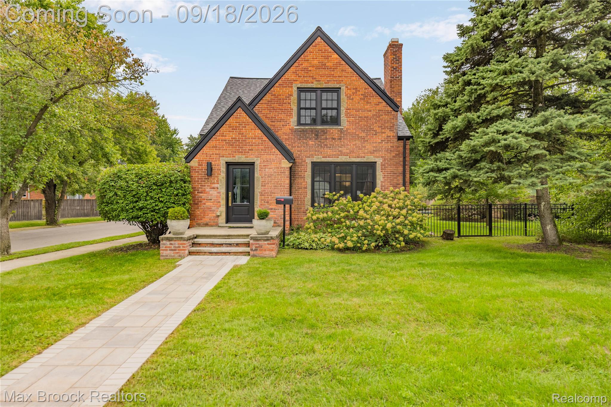 601 Catalpa Drive