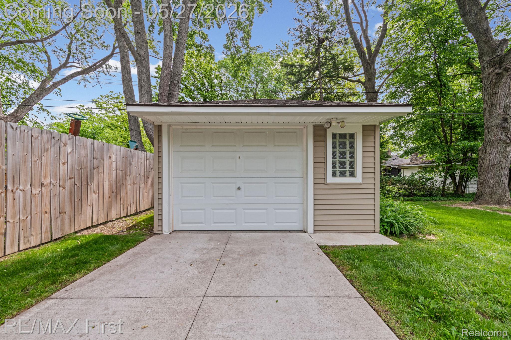 27726 Lexington Parkway