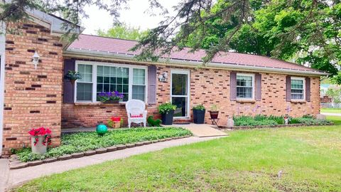 209 West Drive Mt Pleasant City MI 48858