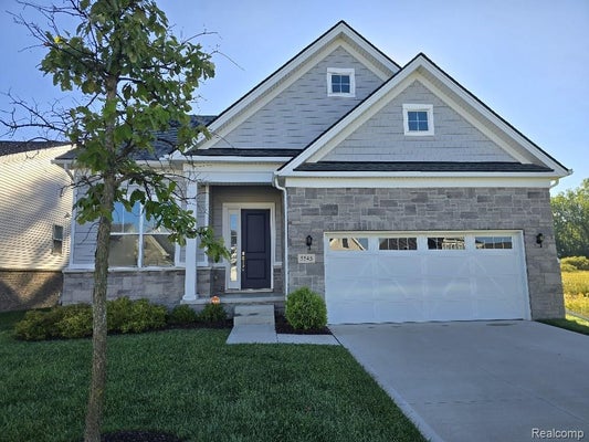 5545 HELMSDALE BLVD, WEST BLOOMFIELD, MI 48322 - Image c4fba6ecda9827fb295ccd7df3e5426c/3363500755