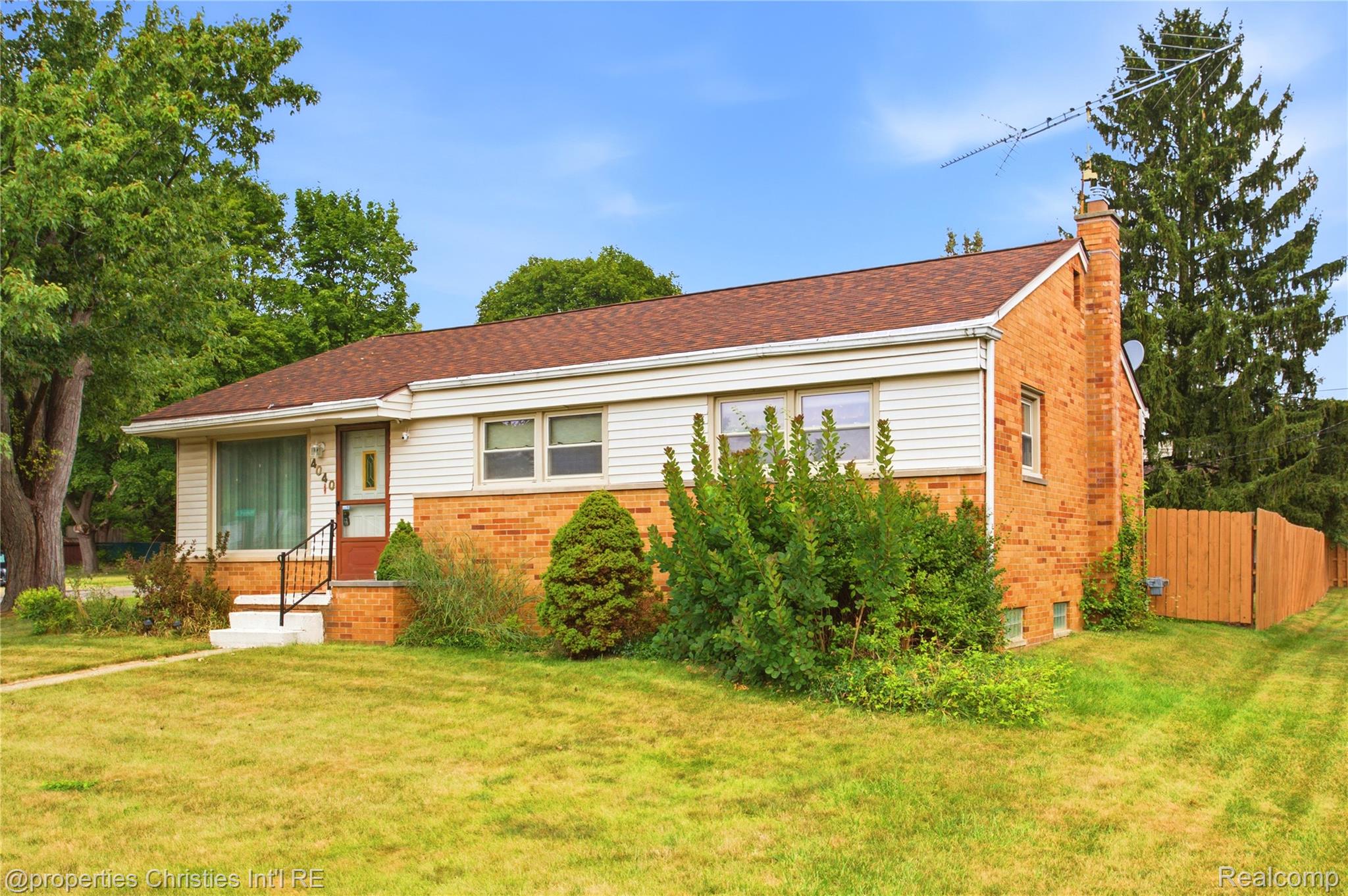 4040 Baybrook Drive