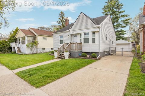 Photo of 372 E Drayton Street, Ferndale City, MI 48220 (MLS # 20261029868)