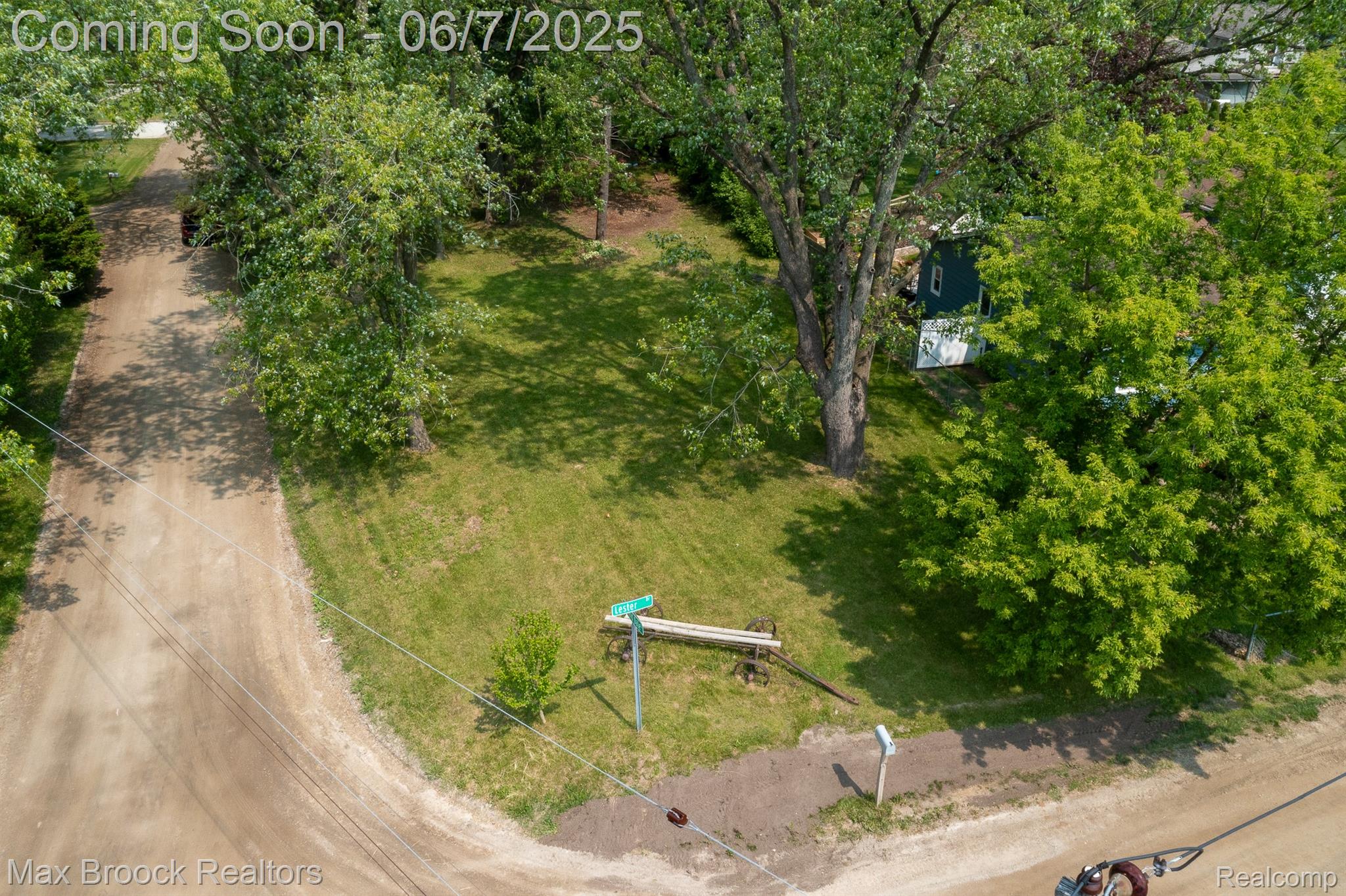 3201 Lester Drive