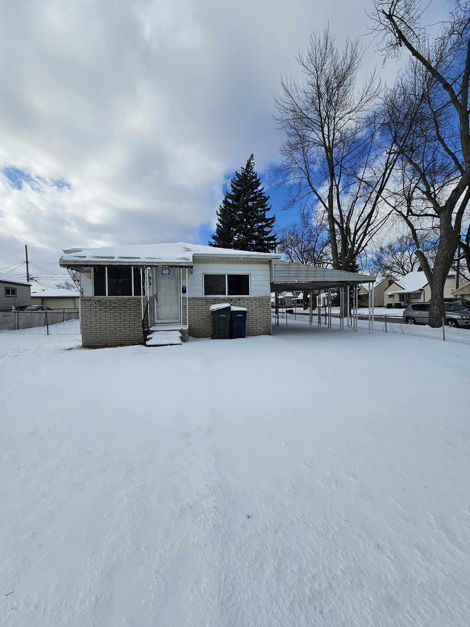2458 River Drive