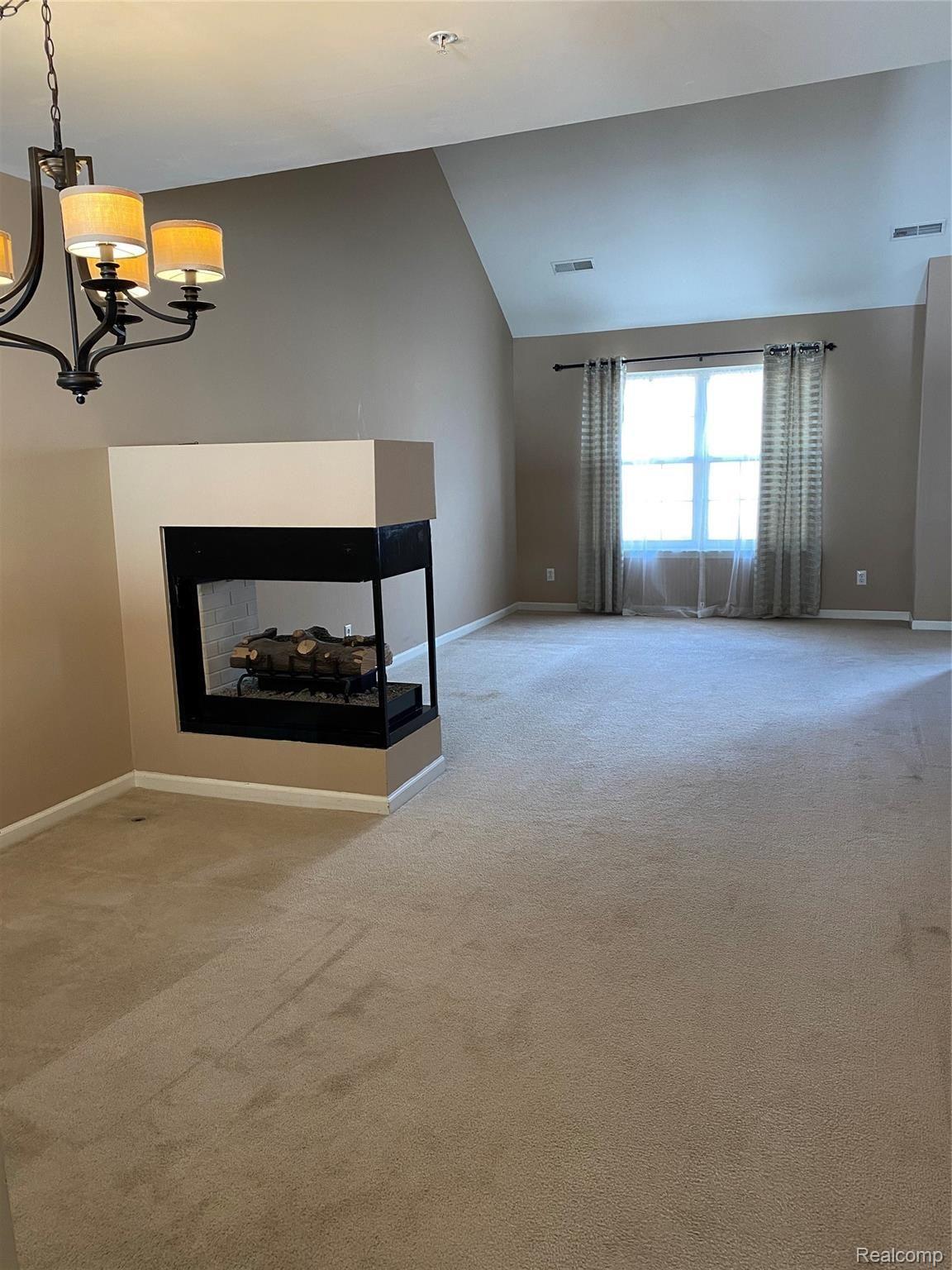 1394 Ashford Court