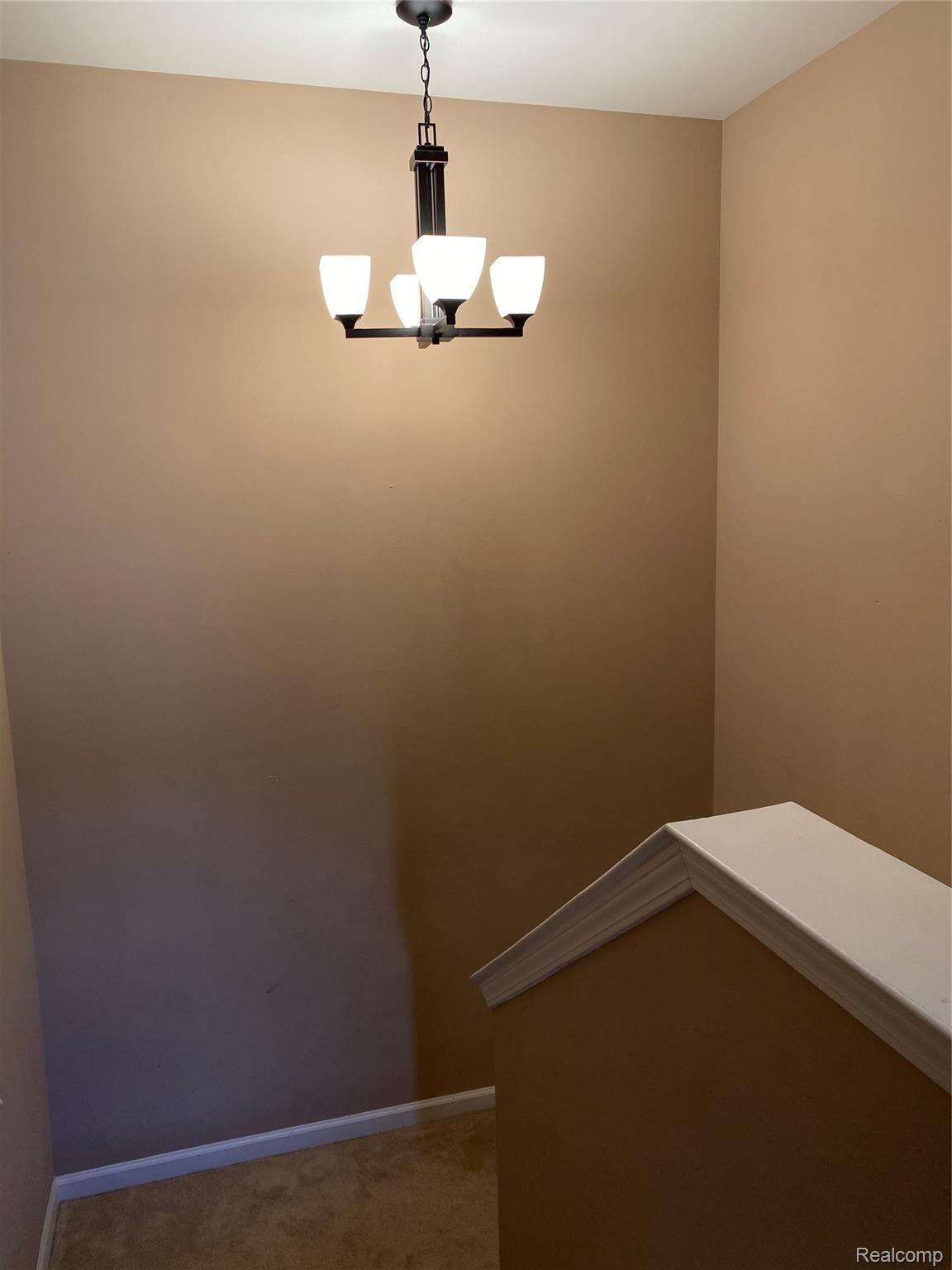 1394 Ashford Court