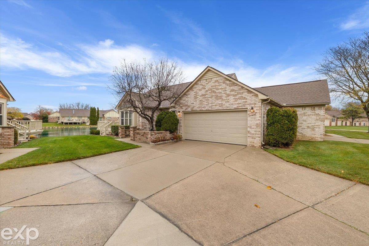 20947 Riverbend S Drive