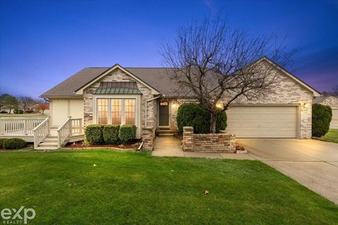 20947 Riverbend S Drive Clinton Charter Township MI 48038