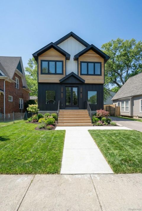 205 Pine Street Rochester City MI 48307