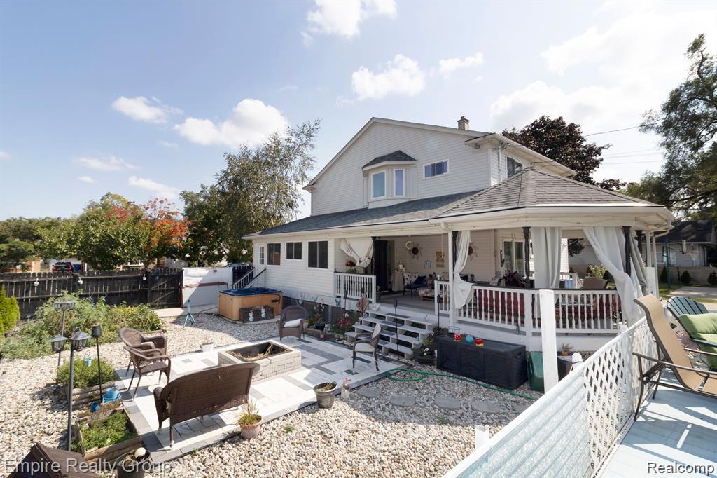 5959 HIGHVIEW Street