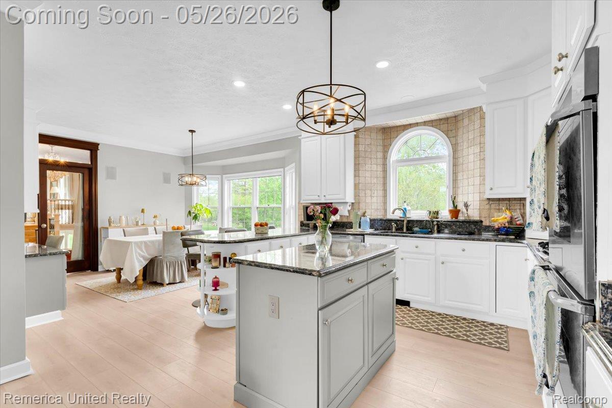 9422 Deer Creek Court