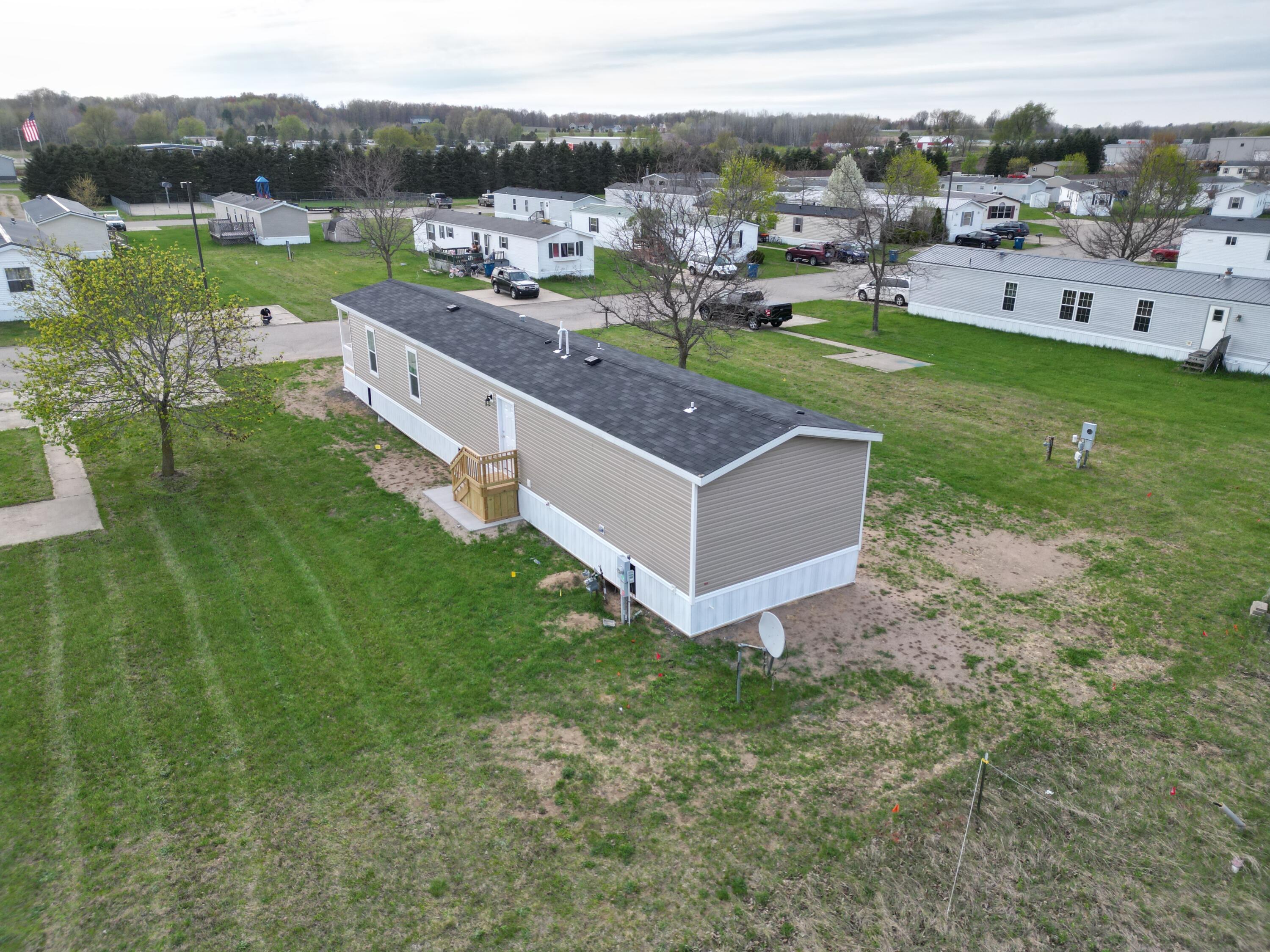 20803 Grandville Road 213