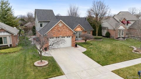 40312 Sugar Spring Drive Sterling Heights City MI 48313