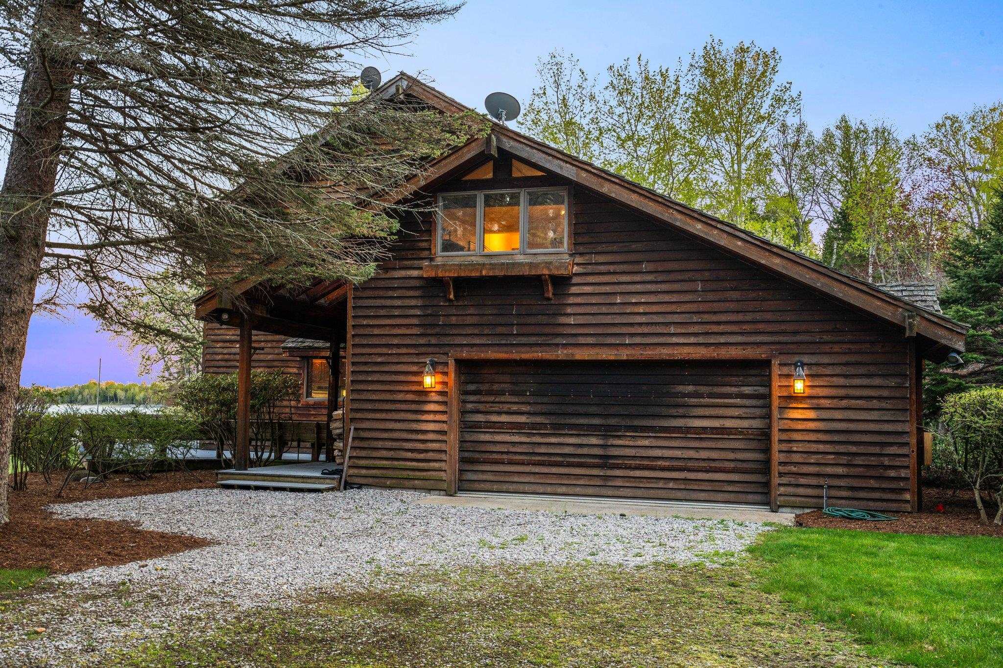 12150 N Seven Pines Road