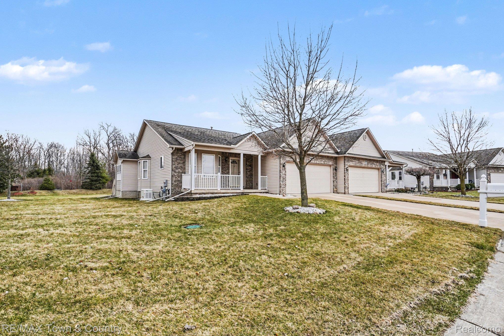 6462 Royal Club Drive