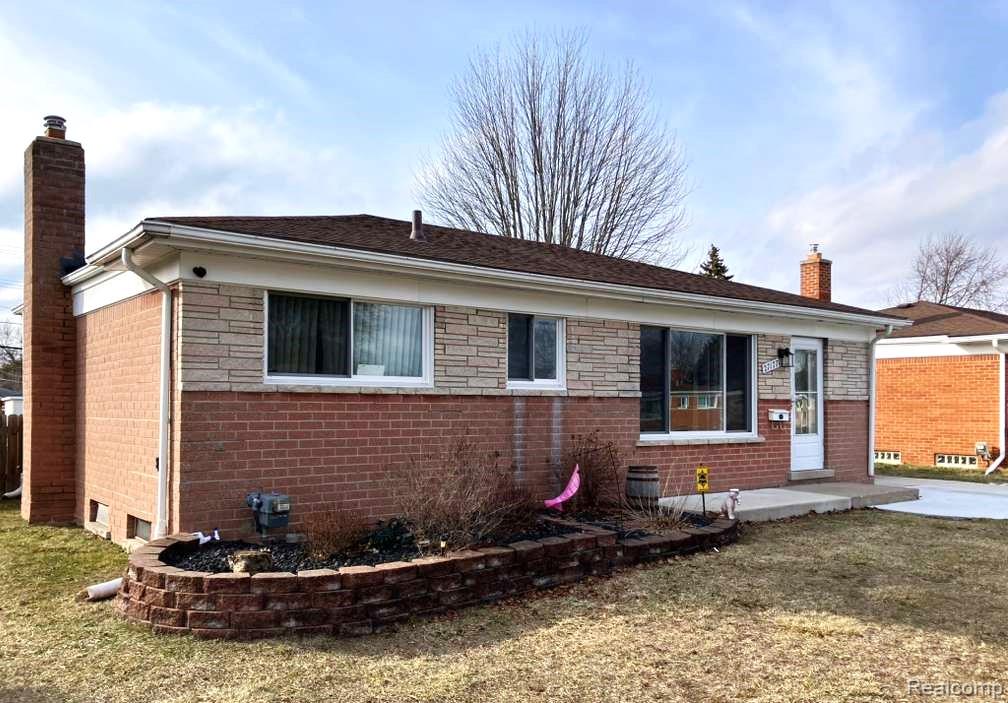 27177 Shelbourne Drive