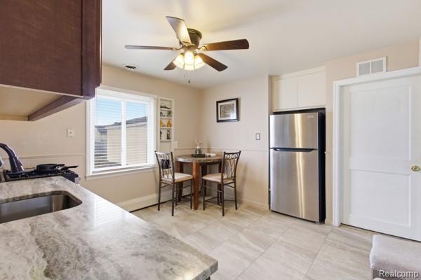 27320 Grandmont Street