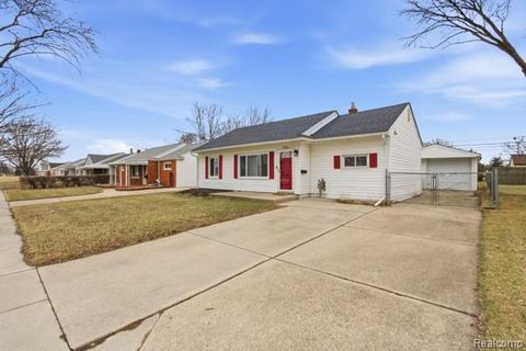 27320 Grandmont Street Roseville City MI 48066