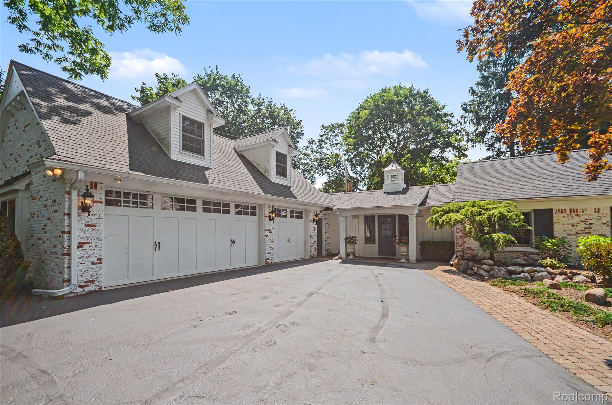 3780 Squirrel Road